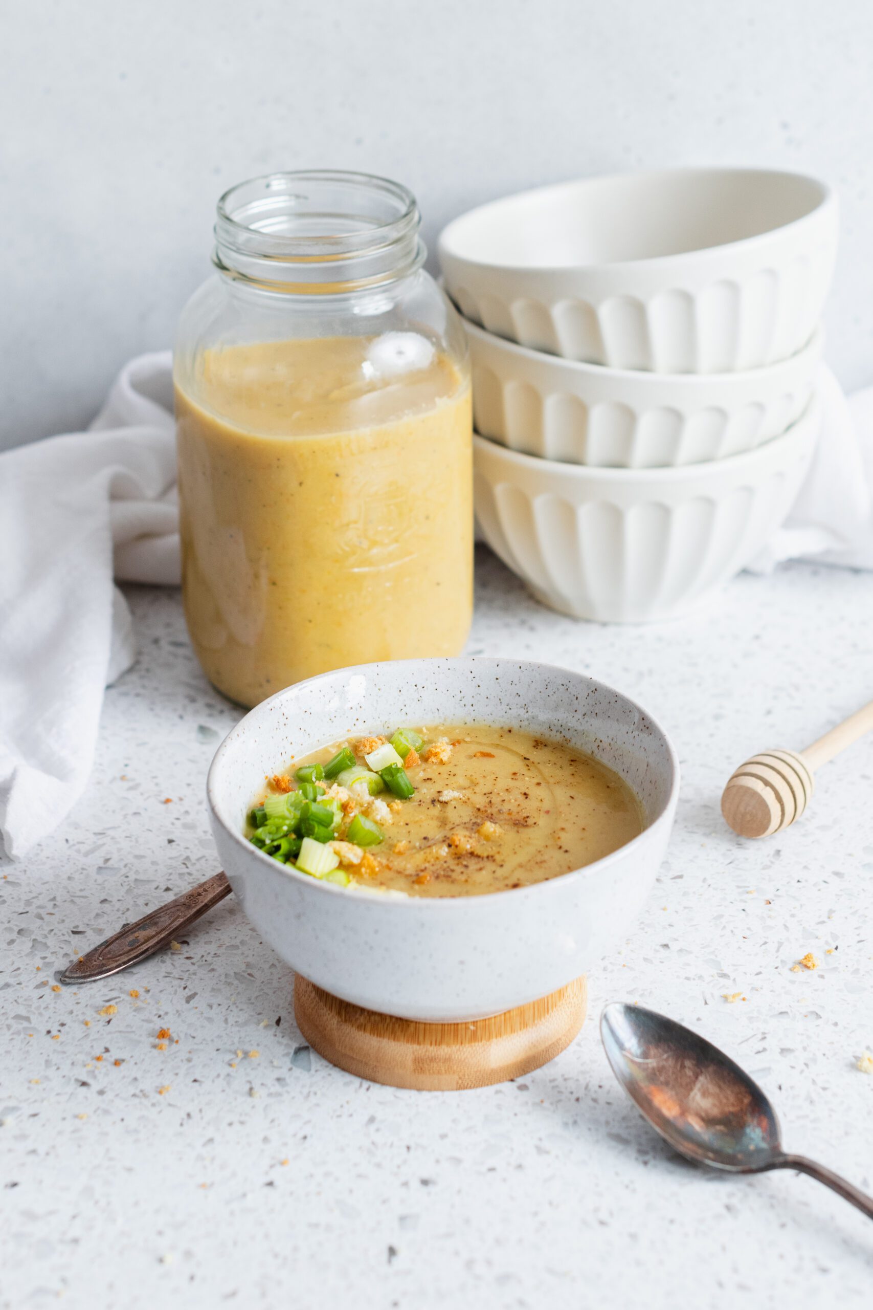 potages aux légumes et haricots blancs